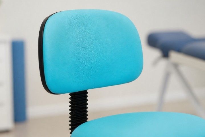 Ecopostural Arbeitsstuhl »S4621« mit Rückenlehne und Rollen