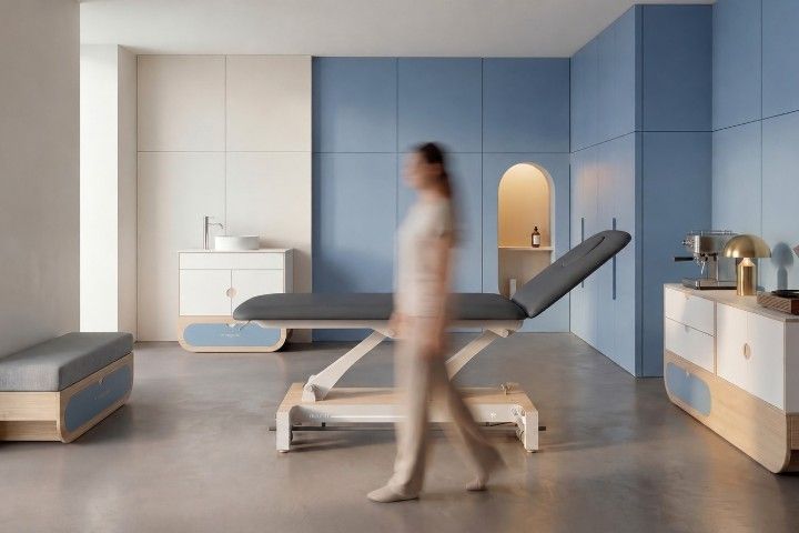 Elektrische Untersuchungsliege Naggura Nuuna 2L Physio, Sand