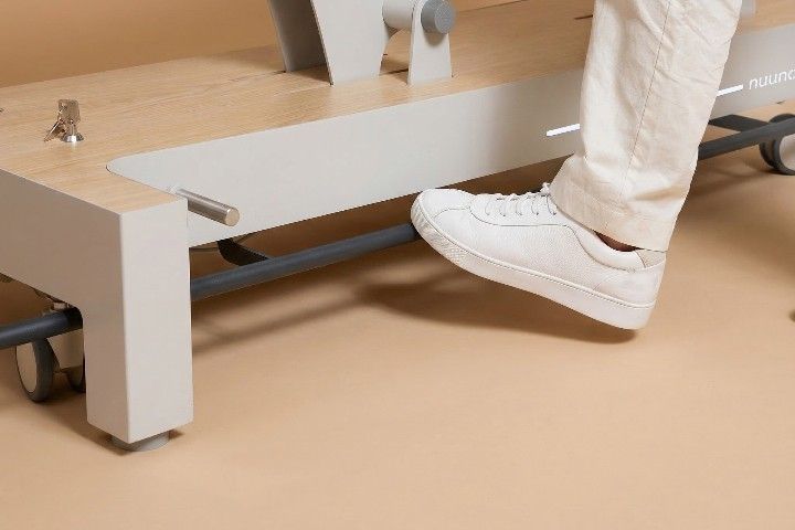 Elektrische Physiotherapie Behandlungsliege Naggura Nuuna 4 Physio Pro, Olive