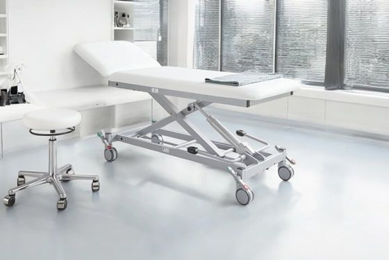 Premium Behandlungsliege höhenverstellbar »DX1« | Modell 1000