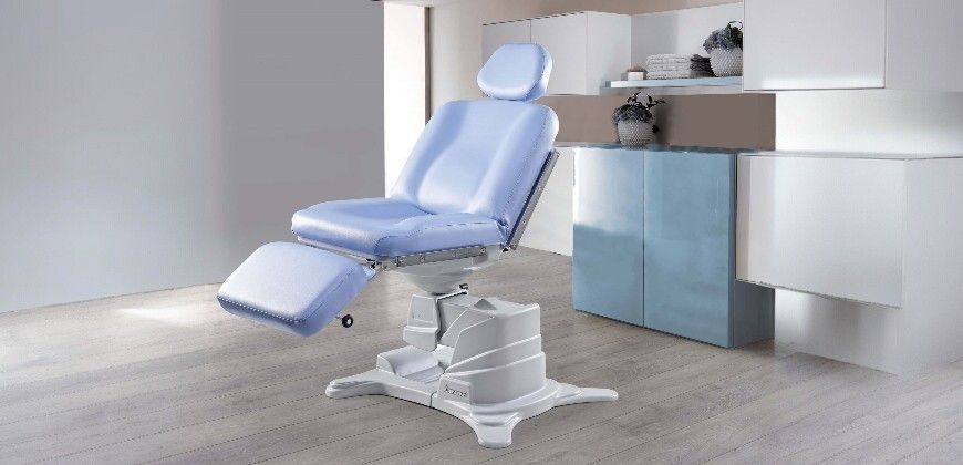 Lemi Behandlungsstuhl »Dreamed Zak« für Ophthalmologie, HNO und ambulante Chirurgie | vorkonfiguriert