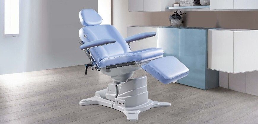 Lemi Behandlungsstuhl »Dreamed Zak« für Ophthalmologie, HNO und ambulante Chirurgie | vorkonfiguriert