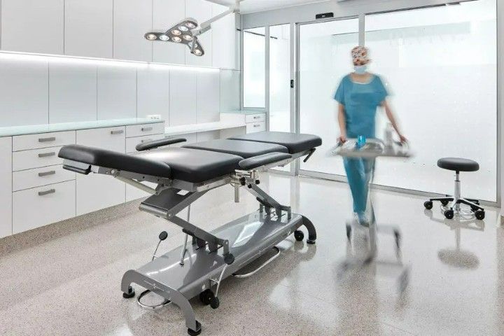 Novak M OP-Hocker mit Lehne
