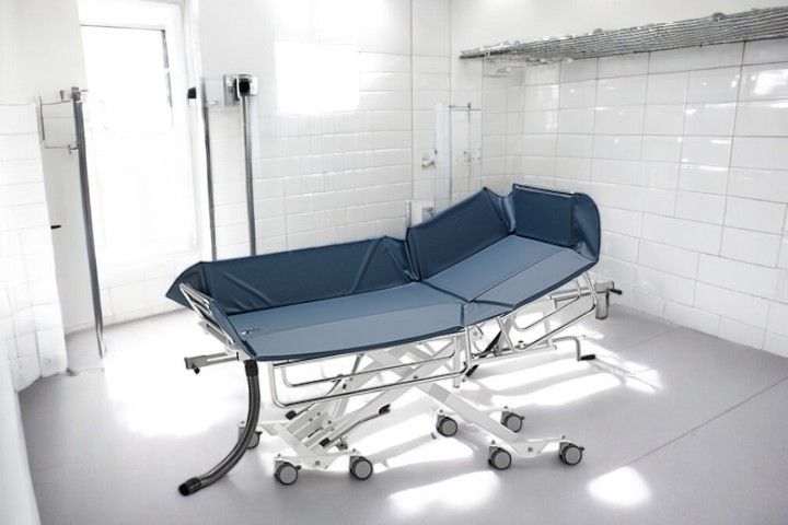Duschwagen XXL höhenverstellbar, mit gepolsterter Wanne