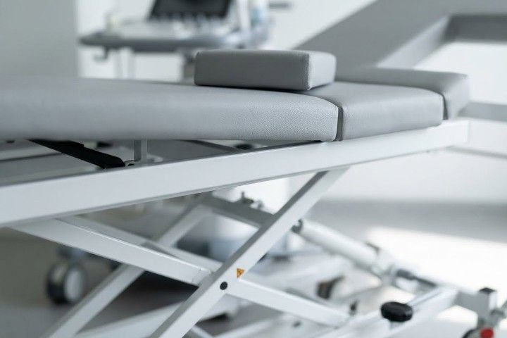 Echo-Kardiographieliege, höhenverstellbar, dreiteilig | Modell 2552 XL