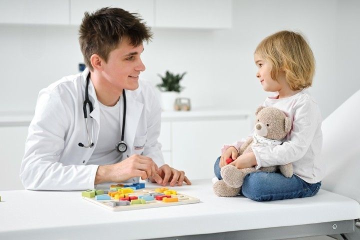 Novak M Untersuchungsliege »S« | hydraulische Höhenverstellung, 65 cm Liegenbreite