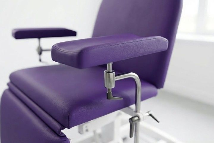 Ecopostural Blutentnahmestuhl »bloody« + Gratis Rollhocker