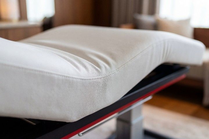 Wellnessliege und Kosmetikliege »Pacific SPA« 