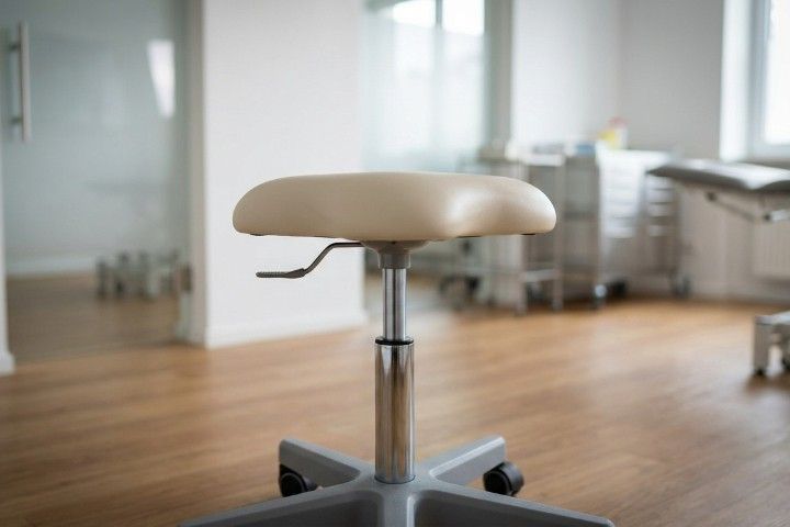 Lemi Drehhocker »019 PEDI« mit nahtlosem Sattelsitz