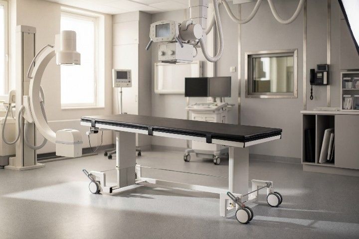 Höhen- und Neigungsverstellbarer Röntgentisch »Duo Lift«