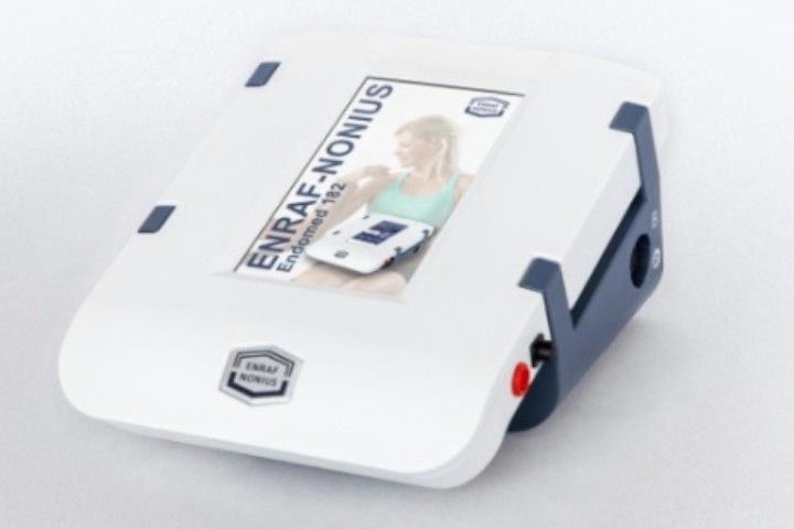 Enraf Nonius Elektrotherapiegerät mit Vakuum-Modul »Endomed 182V«