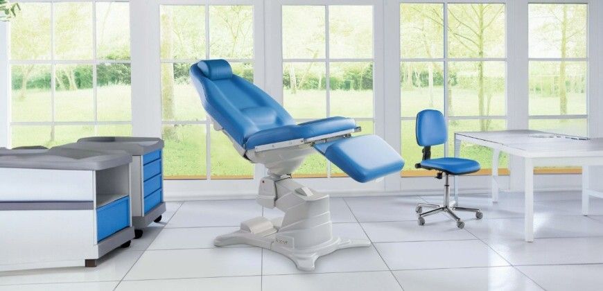 Lemi Behandlungsstuhl »Dreamed« für Ophthalmologie, HNO und ambulante Chirurgie