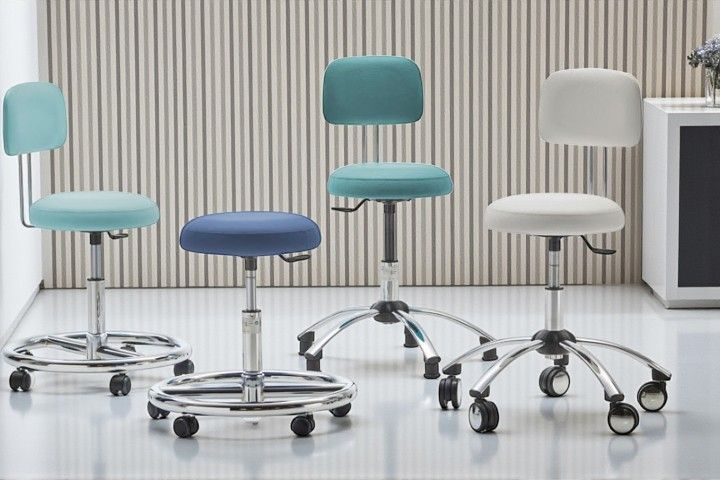 Novak M Therapiehocker mit Lehne