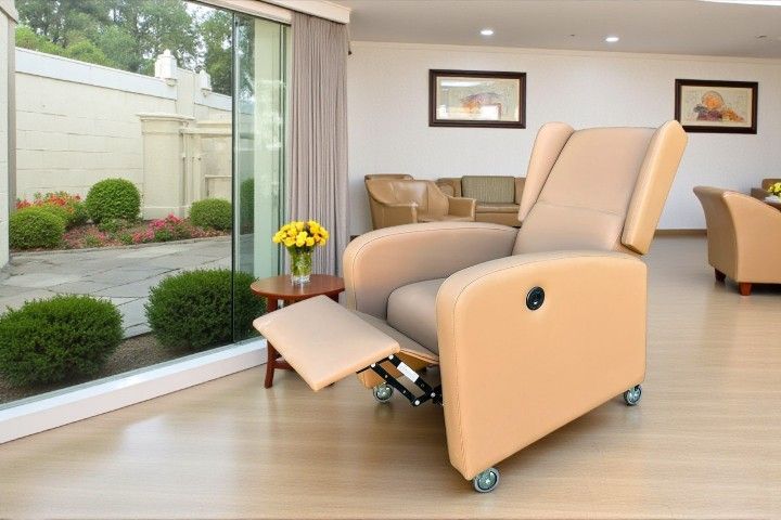 Relaxsessel »Bella« | elektrisch verstellbare Rückenlehne und Beinauflage