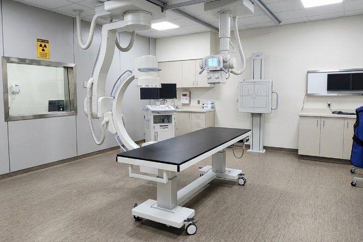 Höhenverstellbarer Akku-Röntgentisch »Power Lift«