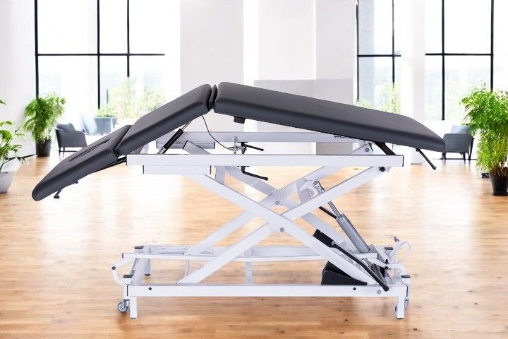 Therapieliege Select Top C, Behandlungsliege mit ergonomischer Sitzposition