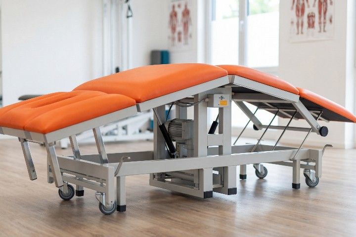 Chiropraktik Behandlungsliege »THERA Amazona«