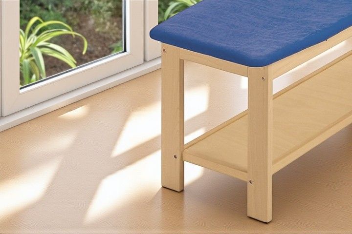 Therapieliege mit Holzgestell »Vojta«