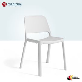 Abb. zeigt Mayer Stapelstuhl myNUKE 2050 in weiß aus Kunststoff 100% Polypropylen, UV- und wetterbeständig, outdoorgeeignet und stapelbar (bis zu 5 Stühle).