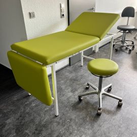 Produktbild Kurzliege mit fester Höhe aus Vierkantrohr, Modell 113-00